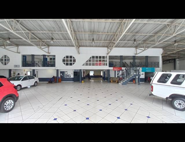 2,300M² SHOWROOM FOR SALE IN ANDERBOLT